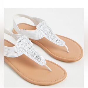 NWT Torrid White Elastic T-Strap Sandal WW 9.5